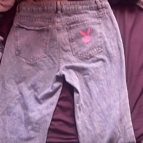 Vintage play boy ripped jeans. - Picture 3 of 3